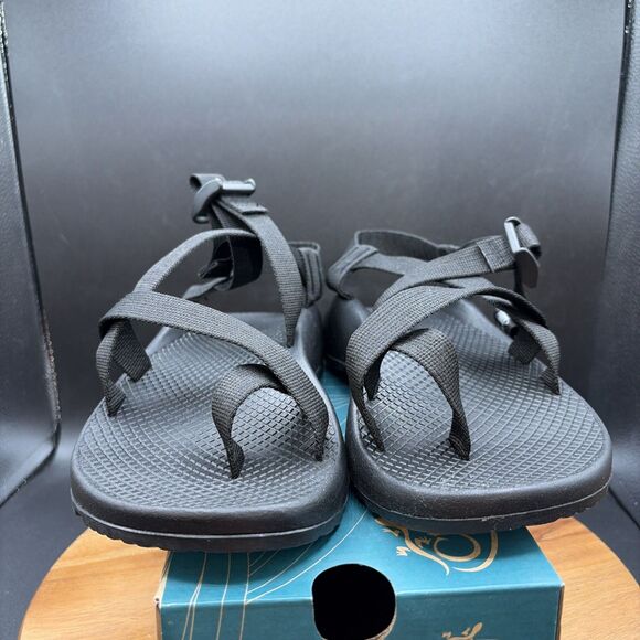 Chaco Z/2 Classic Men\'s Size 7 Strappy Sports Sandals Black Shoes J105427